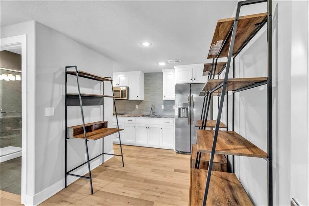 10237 N Bellefontaine Avenue