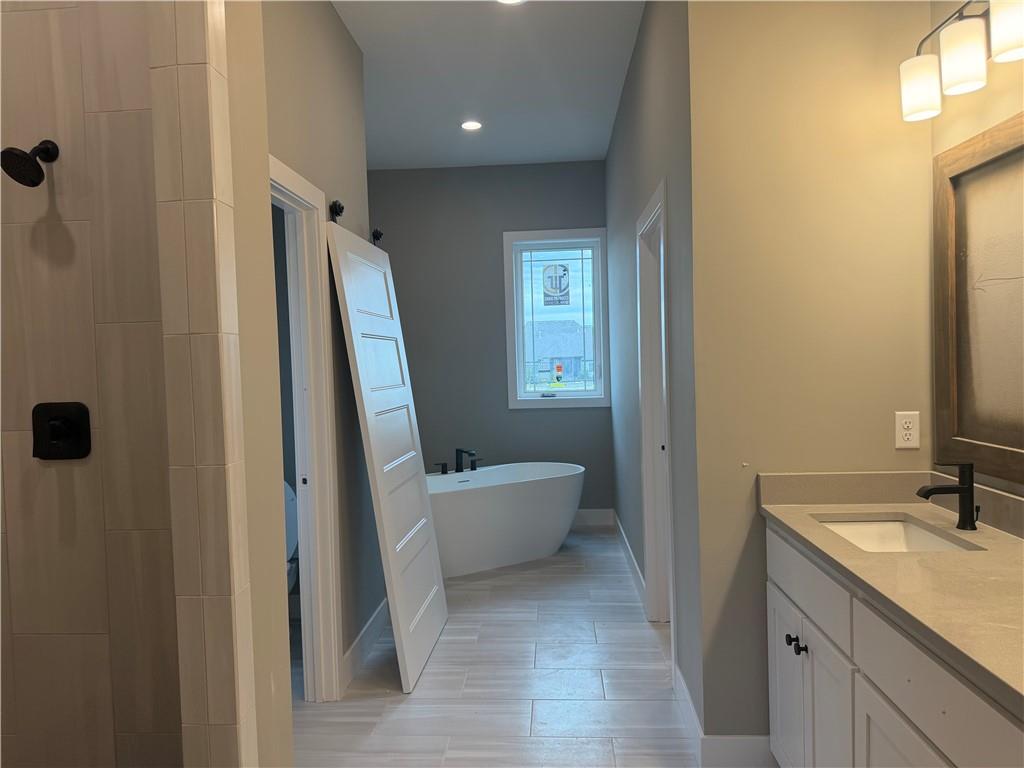 2806 NE 102nd Street