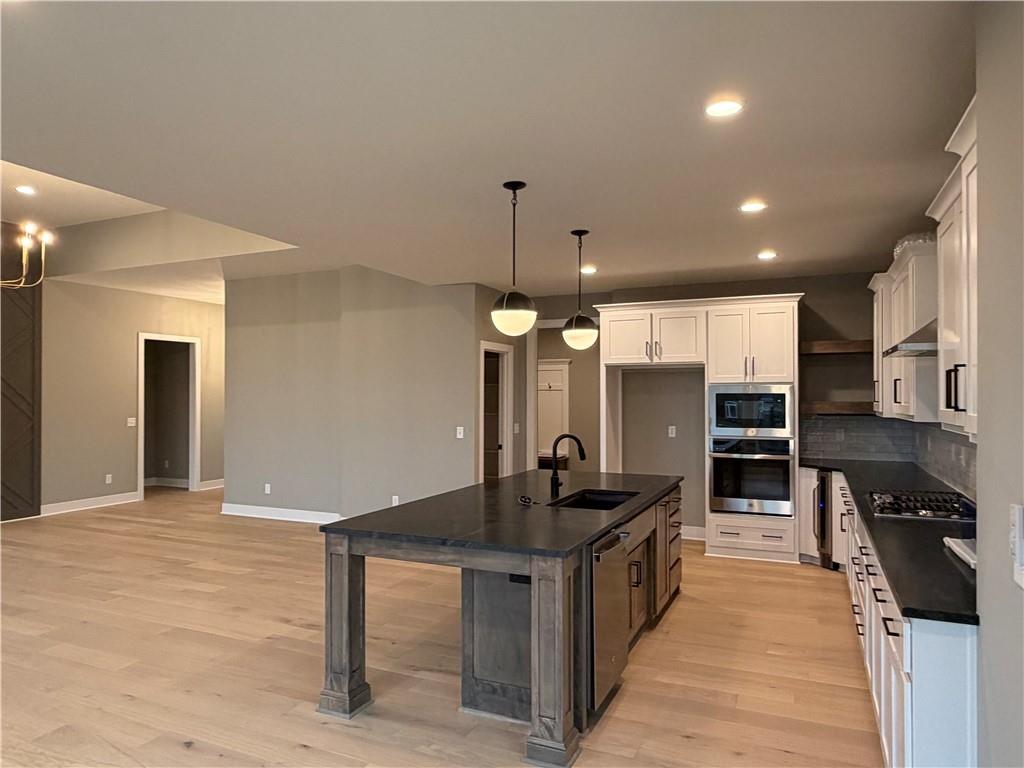 2806 NE 102nd Street