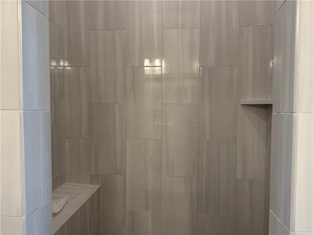 2806 NE 102nd Street