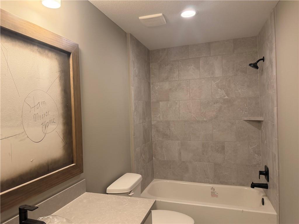 2806 NE 102nd Street