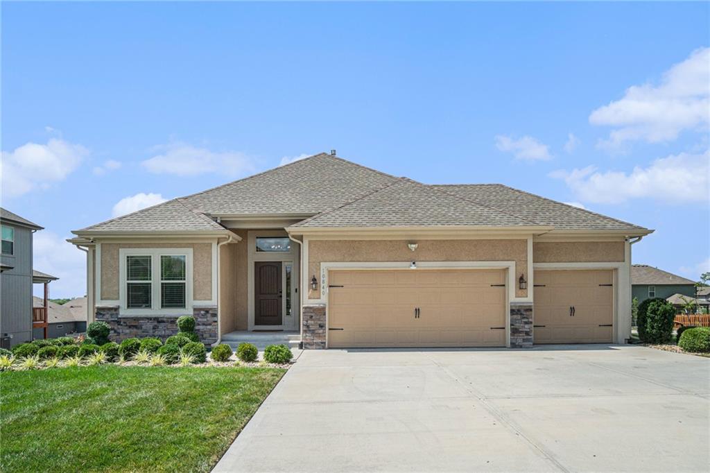 10840 N Corrington Avenue