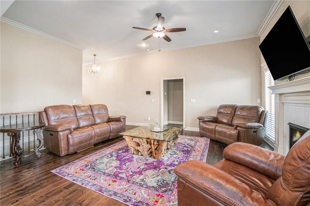 10840 N Corrington Avenue