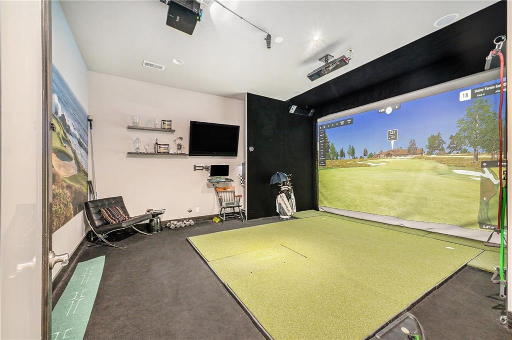 10258 N Kansas Avenue