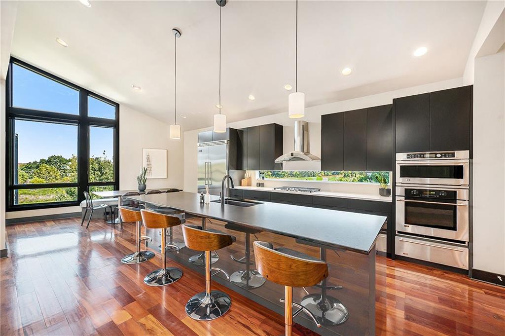 10258 N Kansas Avenue