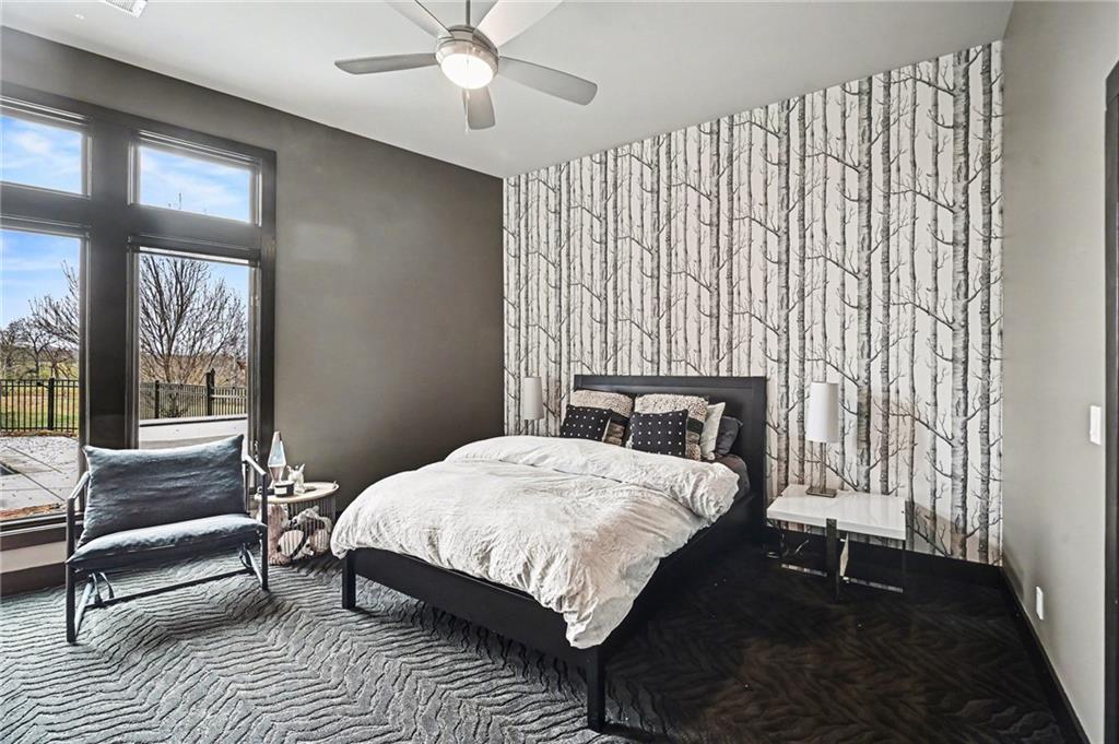 10258 N Kansas Avenue