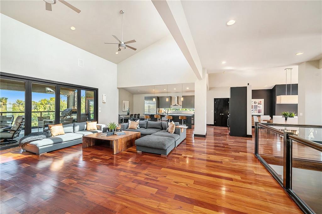 10258 N Kansas Avenue