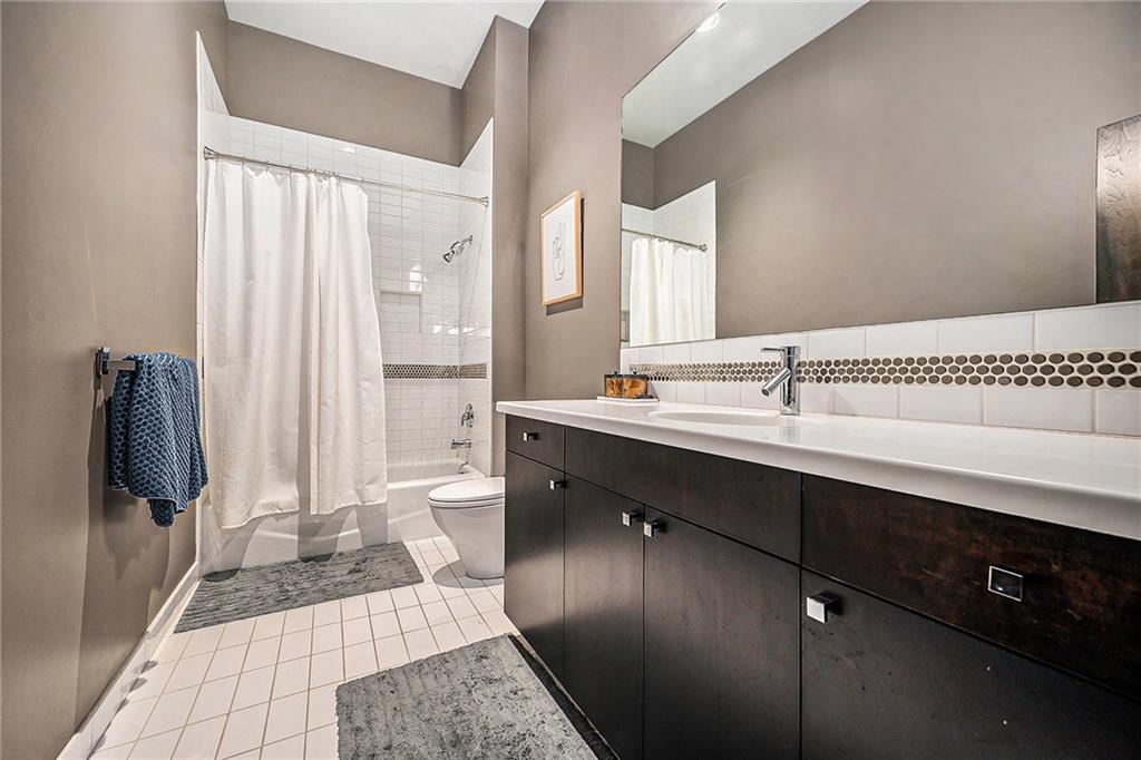 10258 N Kansas Avenue