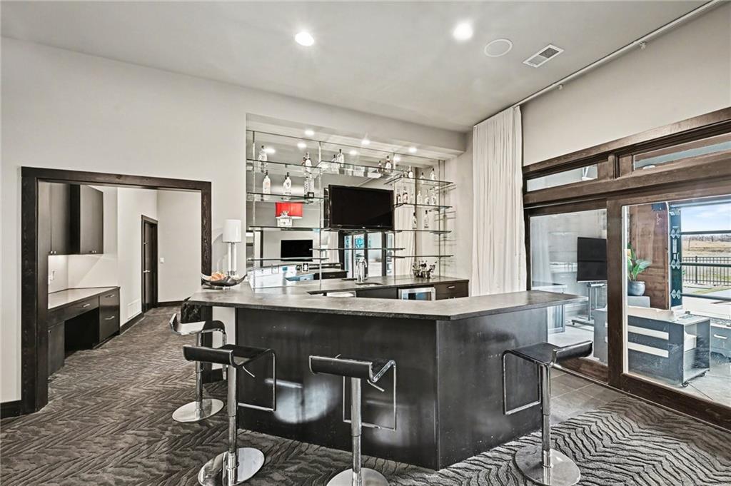 10258 N Kansas Avenue