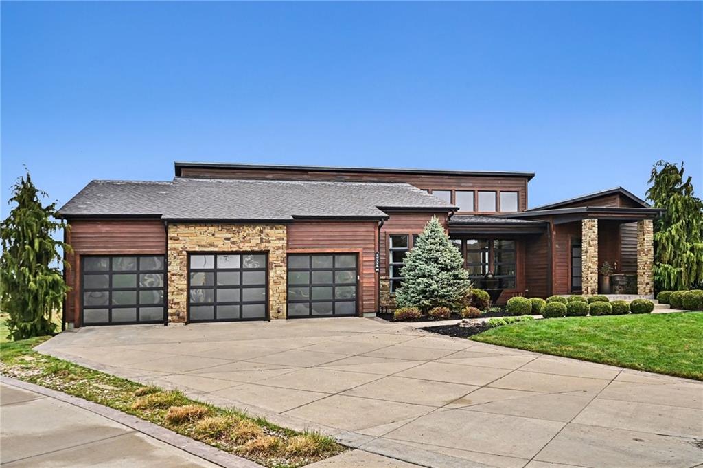 10258 N Kansas Avenue