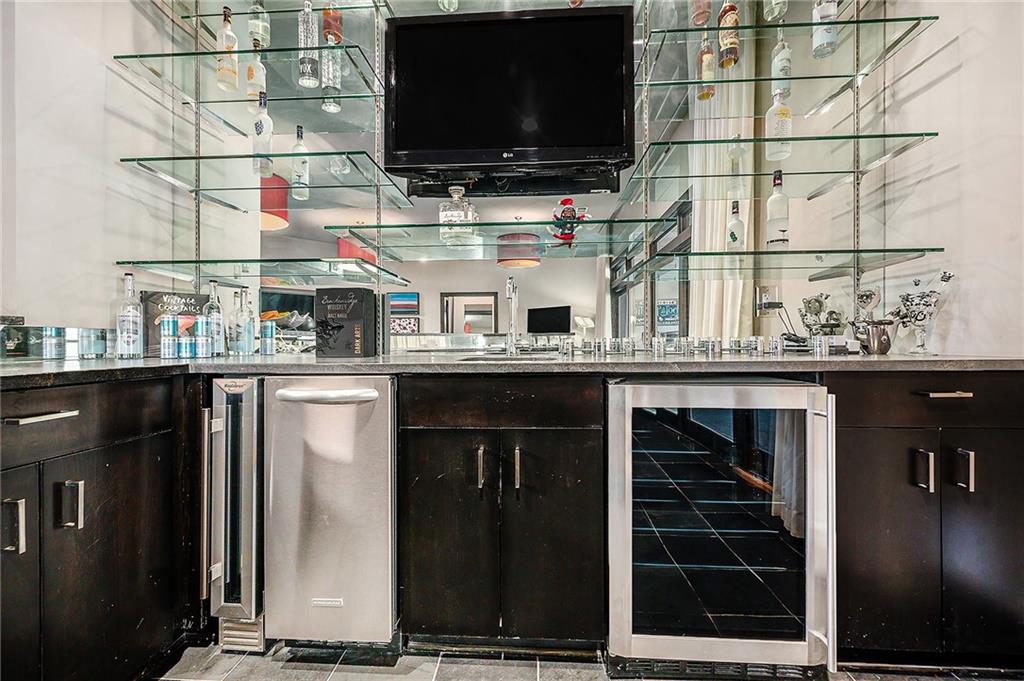 10258 N Kansas Avenue