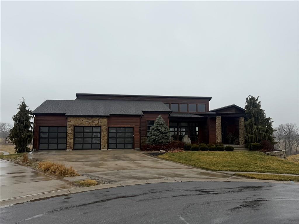 10258 N Kansas Avenue