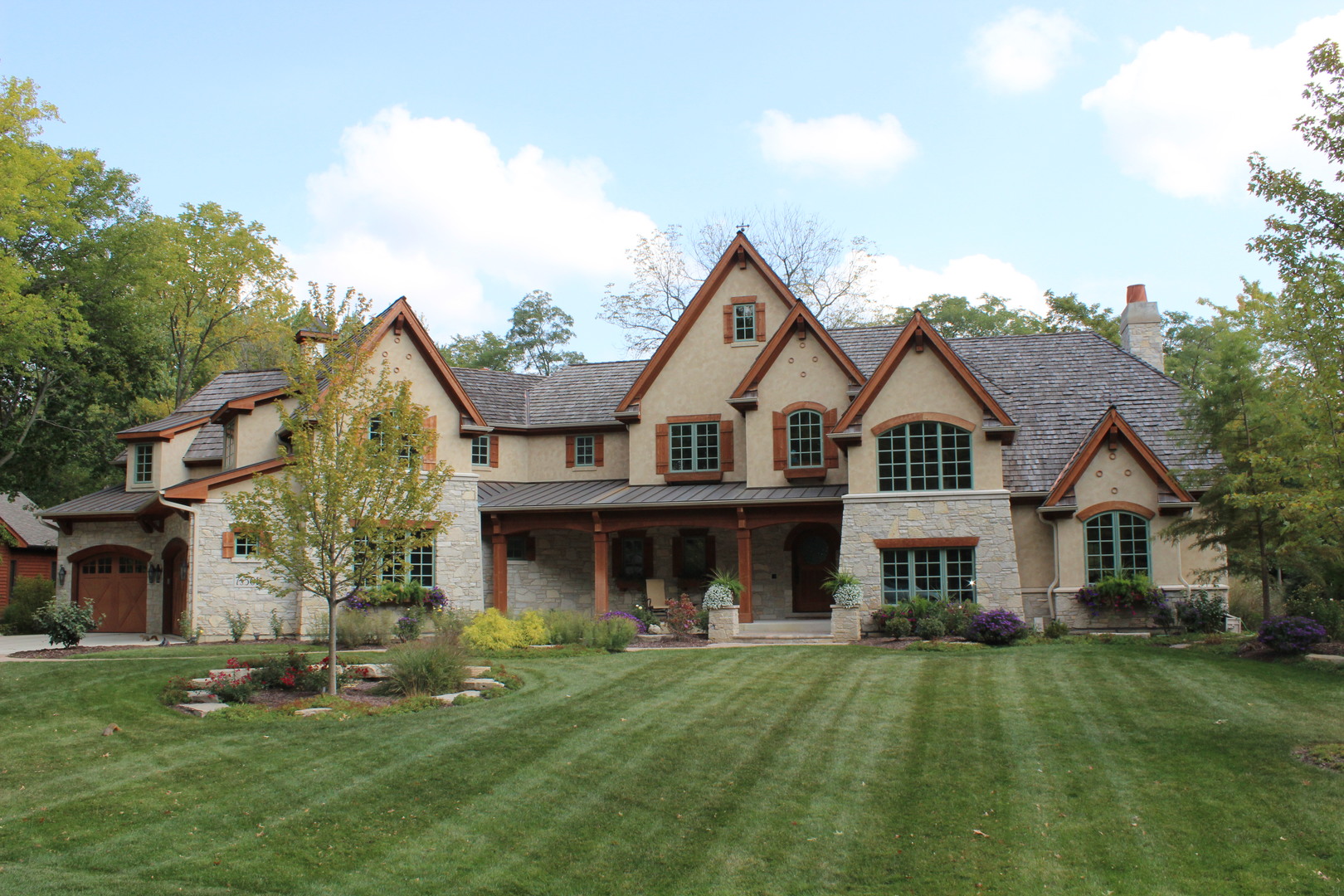 7S410 Arbor Drive