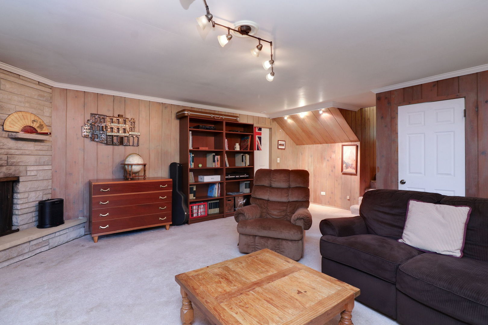 655 Melody Lane