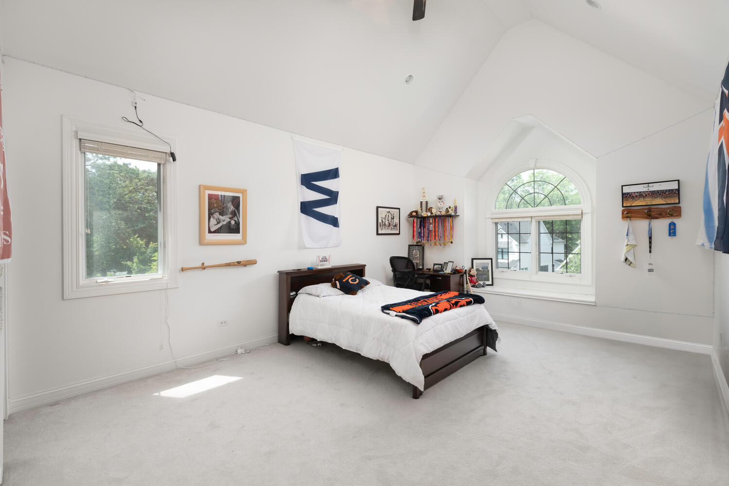 834 SANTA MARIA Drive