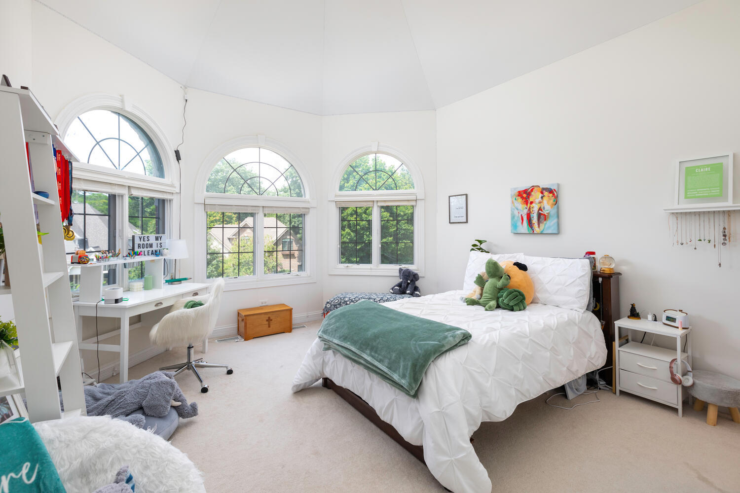834 SANTA MARIA Drive