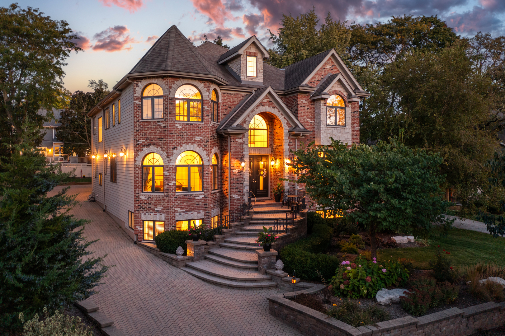 834 SANTA MARIA Drive