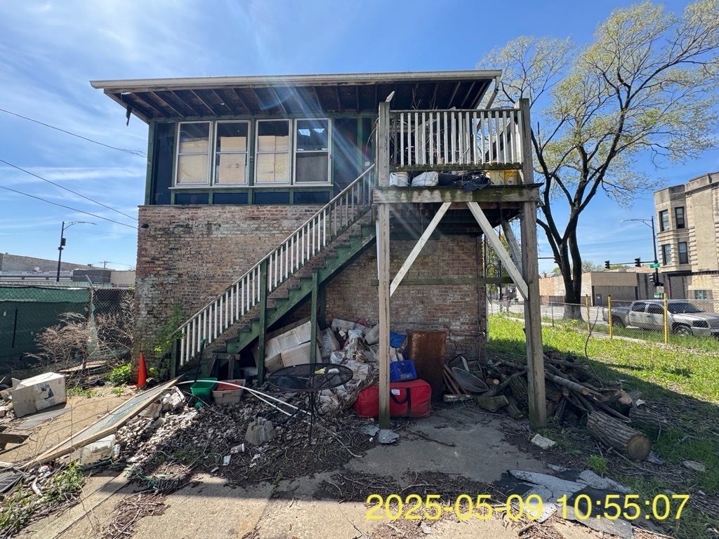 654 W 47th Street