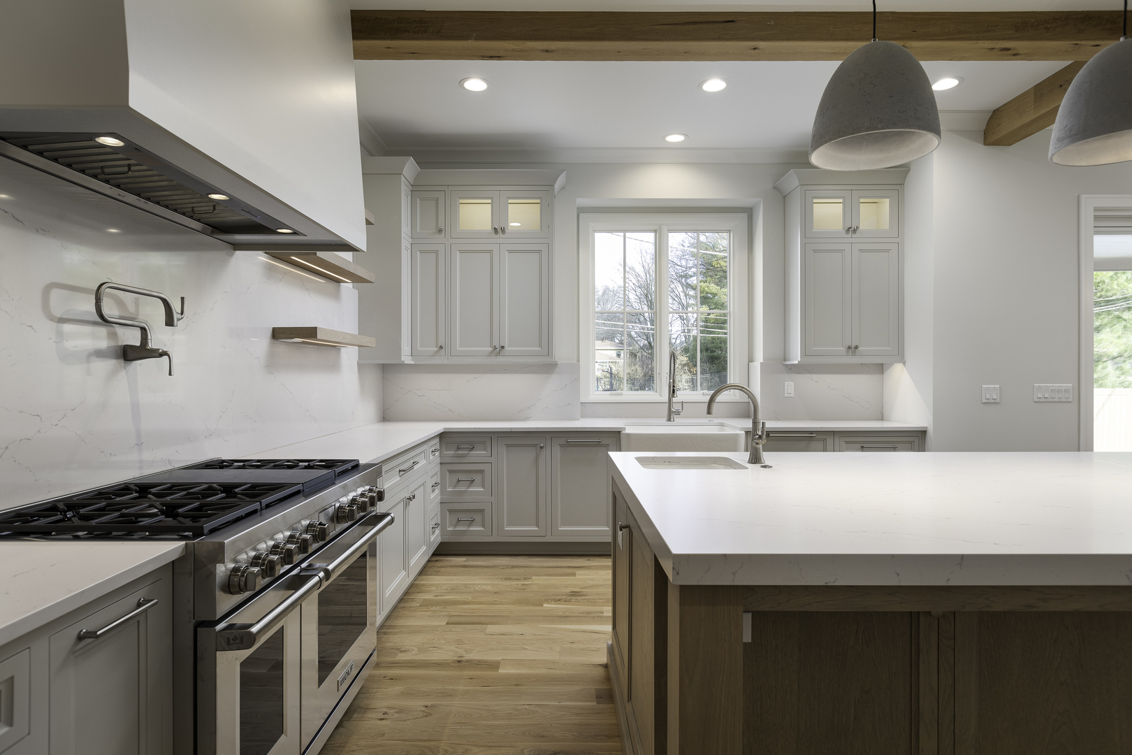 845 Tulip Lane