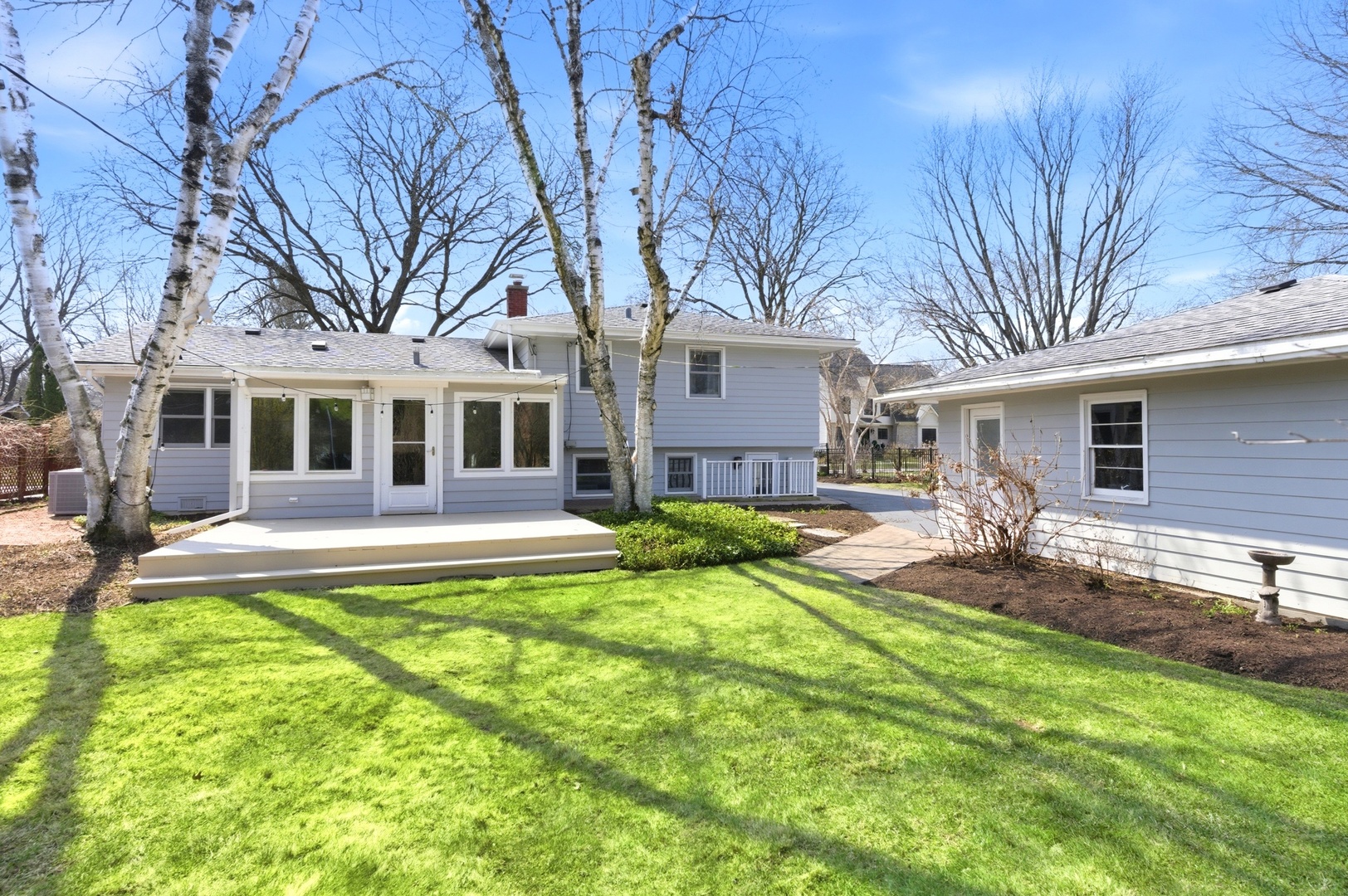 329 Tanoak Lane