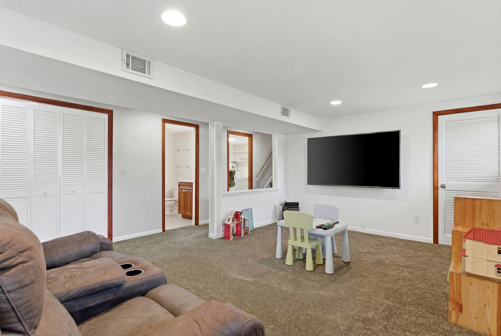 329 Tanoak Lane