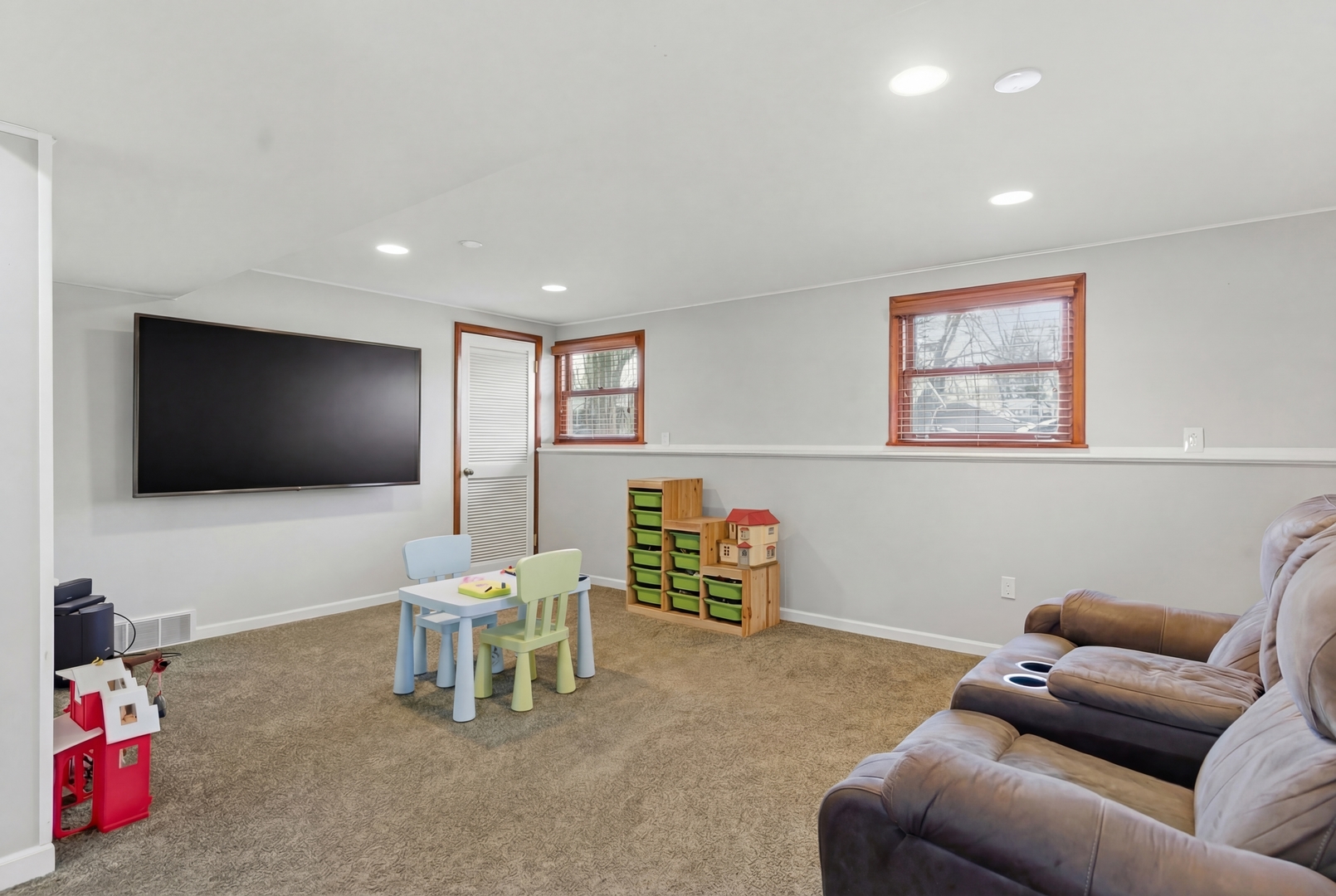 329 Tanoak Lane