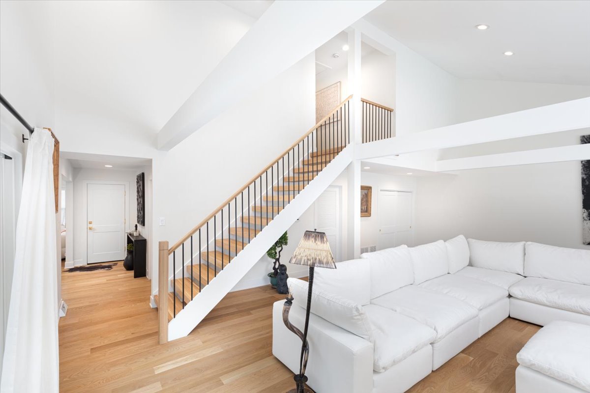 8122 Fairmount Avenue