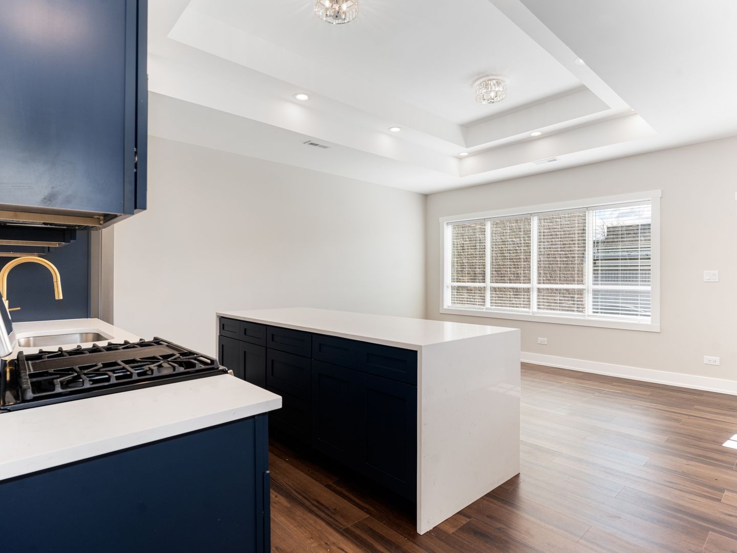 638 W 47th Street
