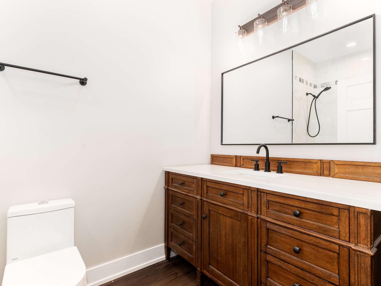 638 W 47th Street