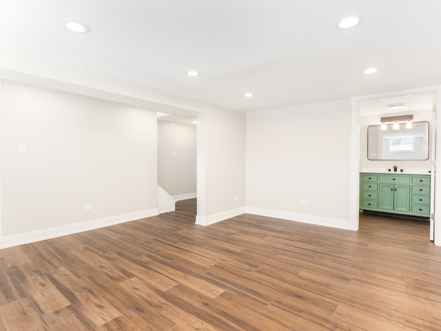 638 W 47th Street