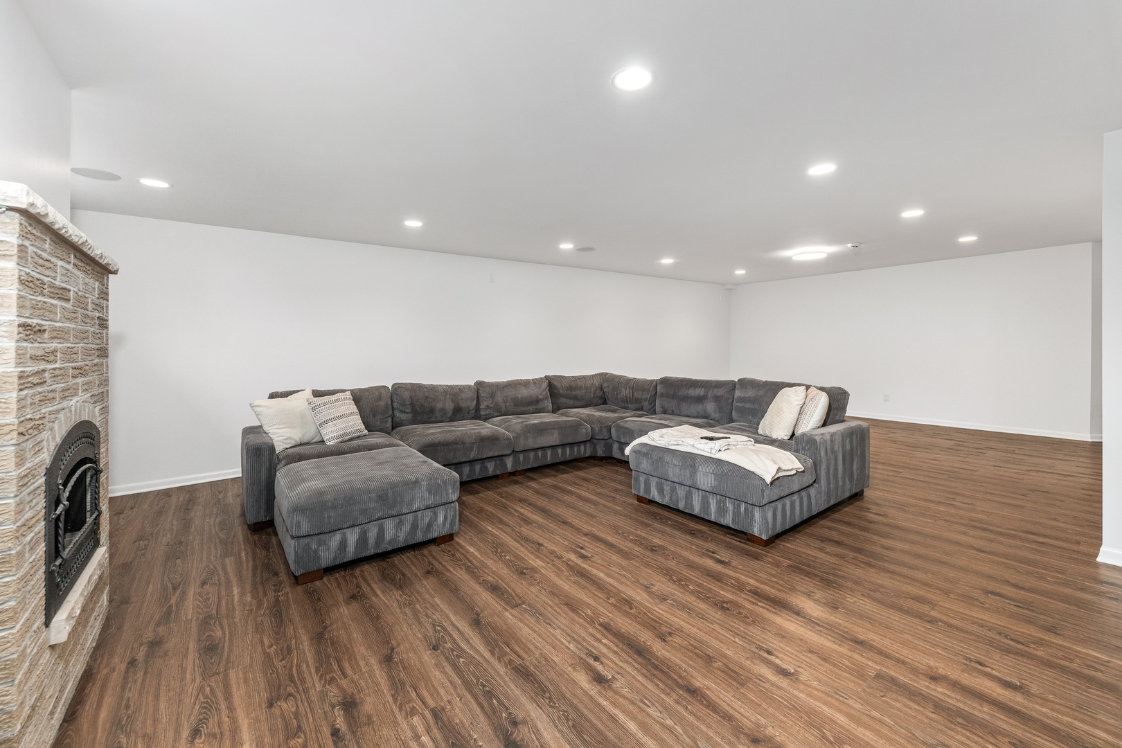 88 Riverwood Drive