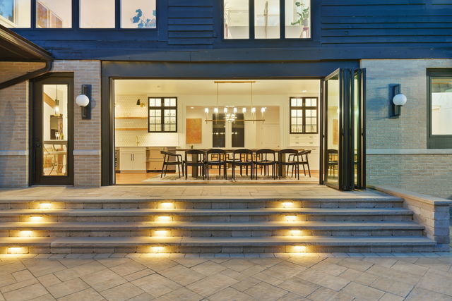 88 Riverwood Drive