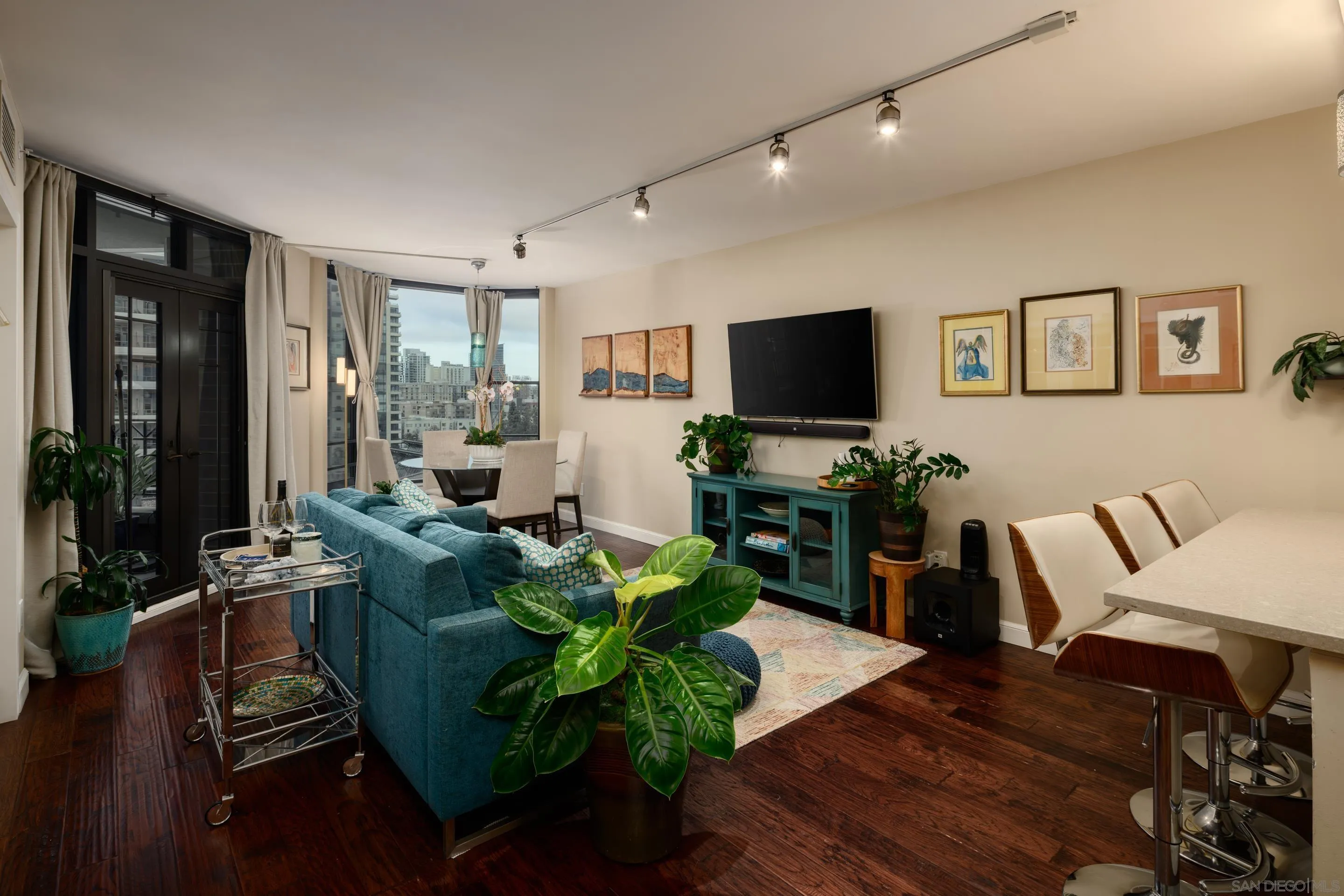 500 W Harbor Dr Unit 915