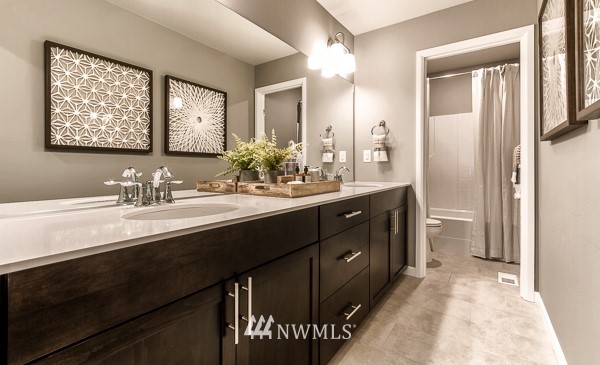 14915 Olympic Loop E Unit: 44