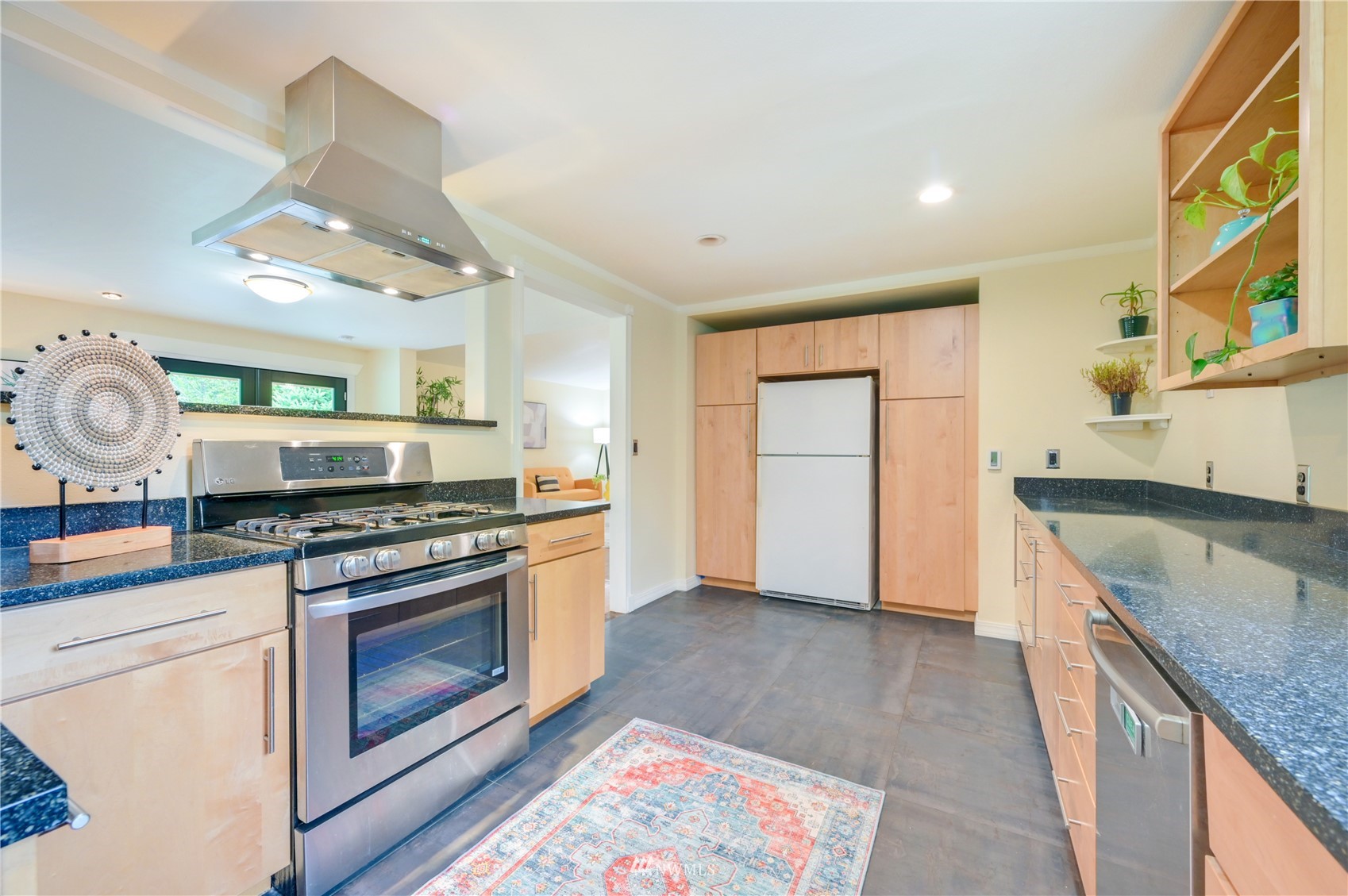 5540 NE 195th Street