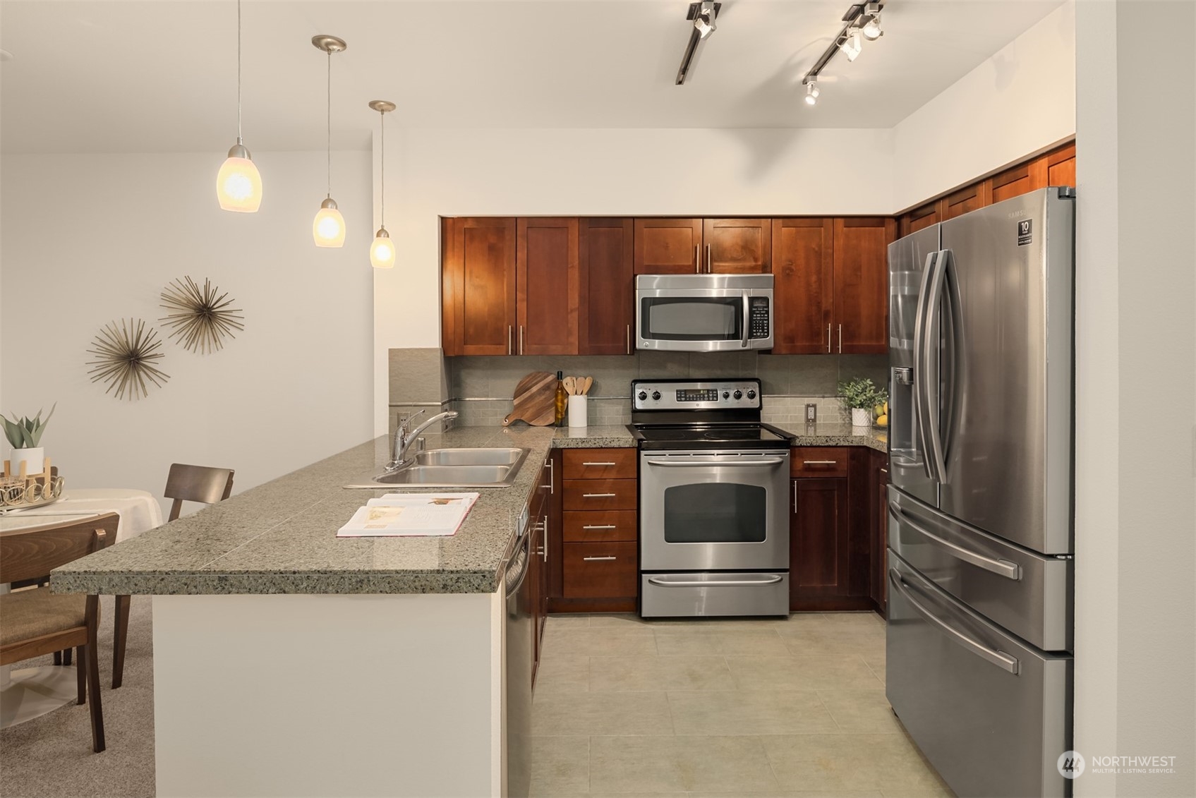 5440 Leary Avenue NW Unit: 204