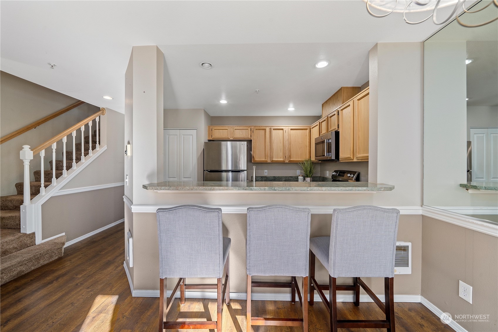 6615 S 239th Place Unit: R109