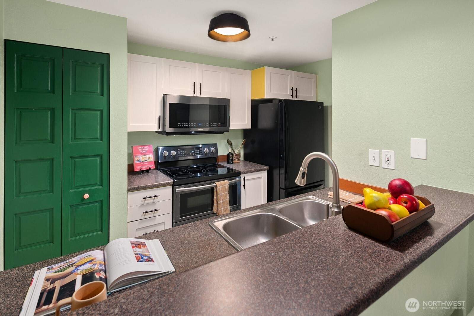 19230 Forest Park Drive NE Unit: D115
