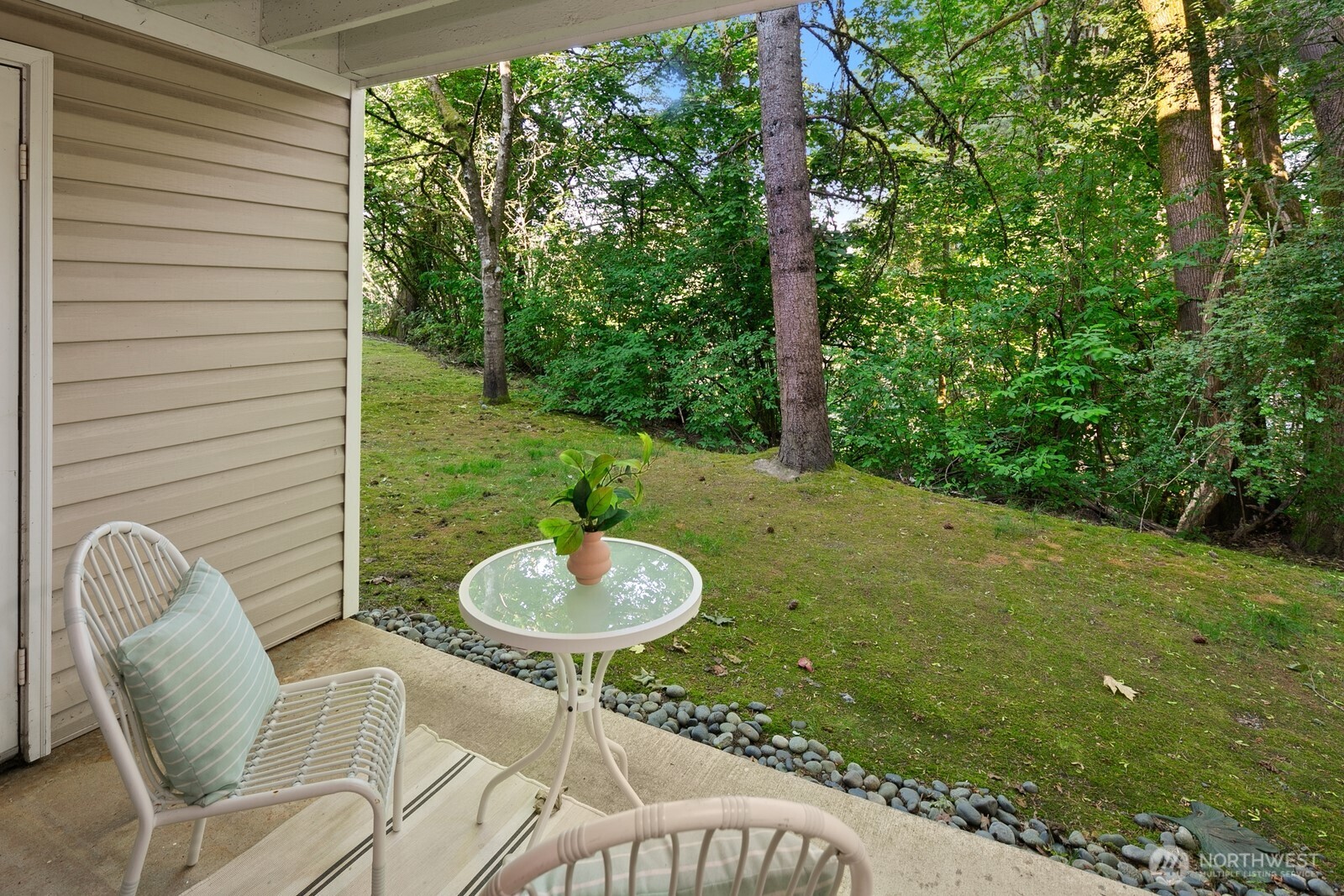 19230 Forest Park Drive NE Unit: D115