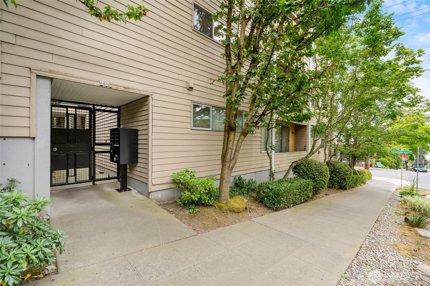 201 E Boston Street Unit: 2100