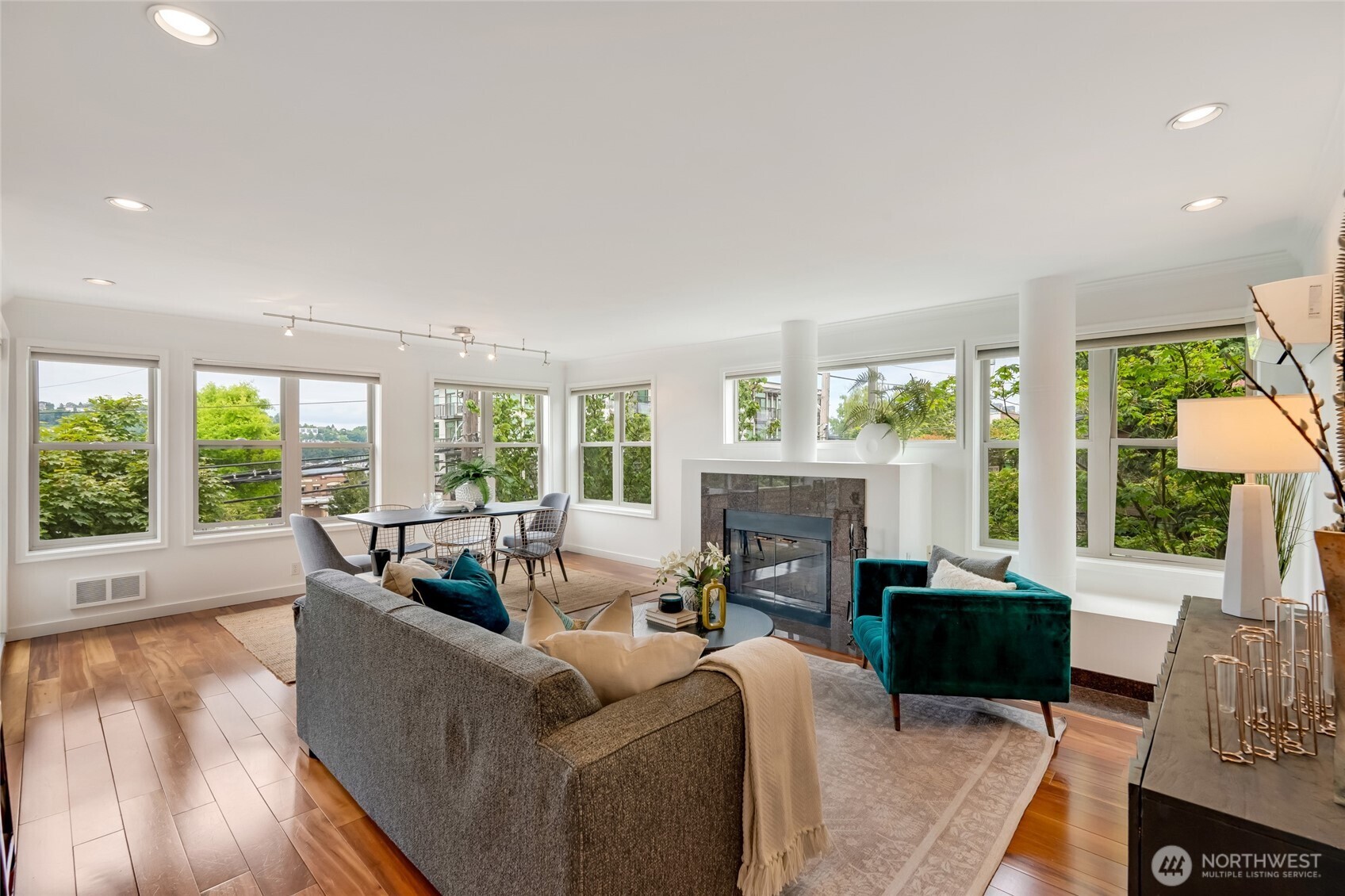 201 E Boston Street Unit: 2100