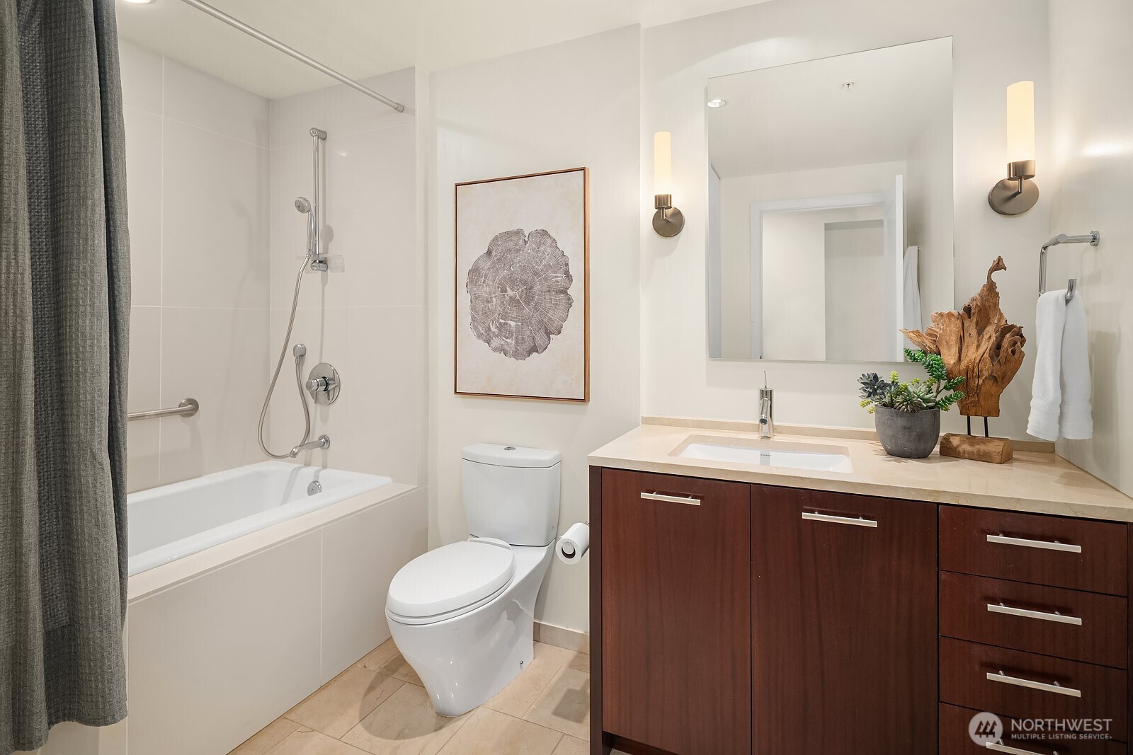 500 106th Avenue NE Unit: 1009