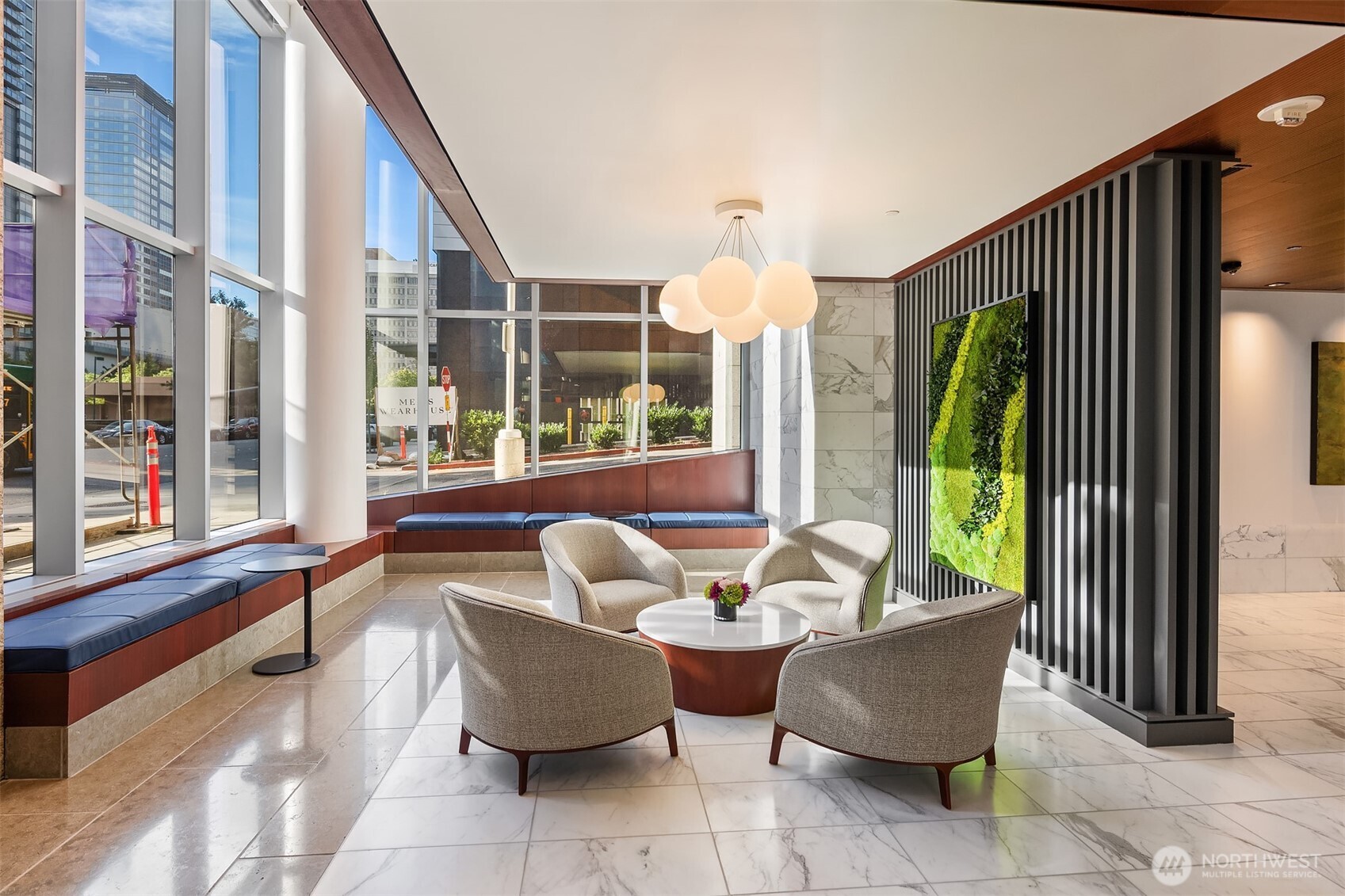 500 106th Avenue NE Unit: 501