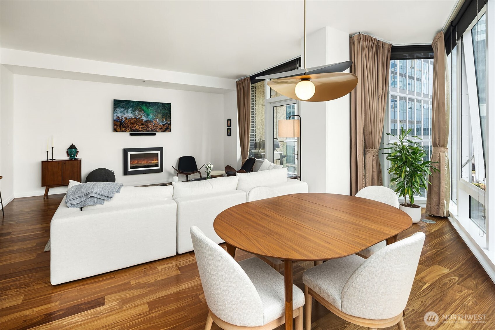 500 106th Avenue NE Unit: 501