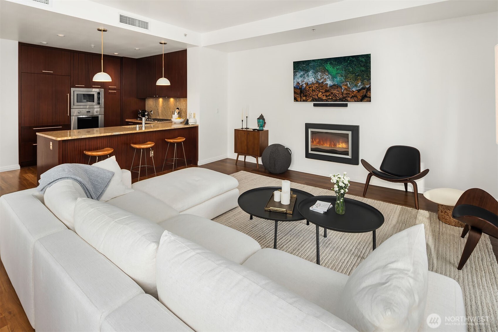 500 106th Avenue NE Unit: 501