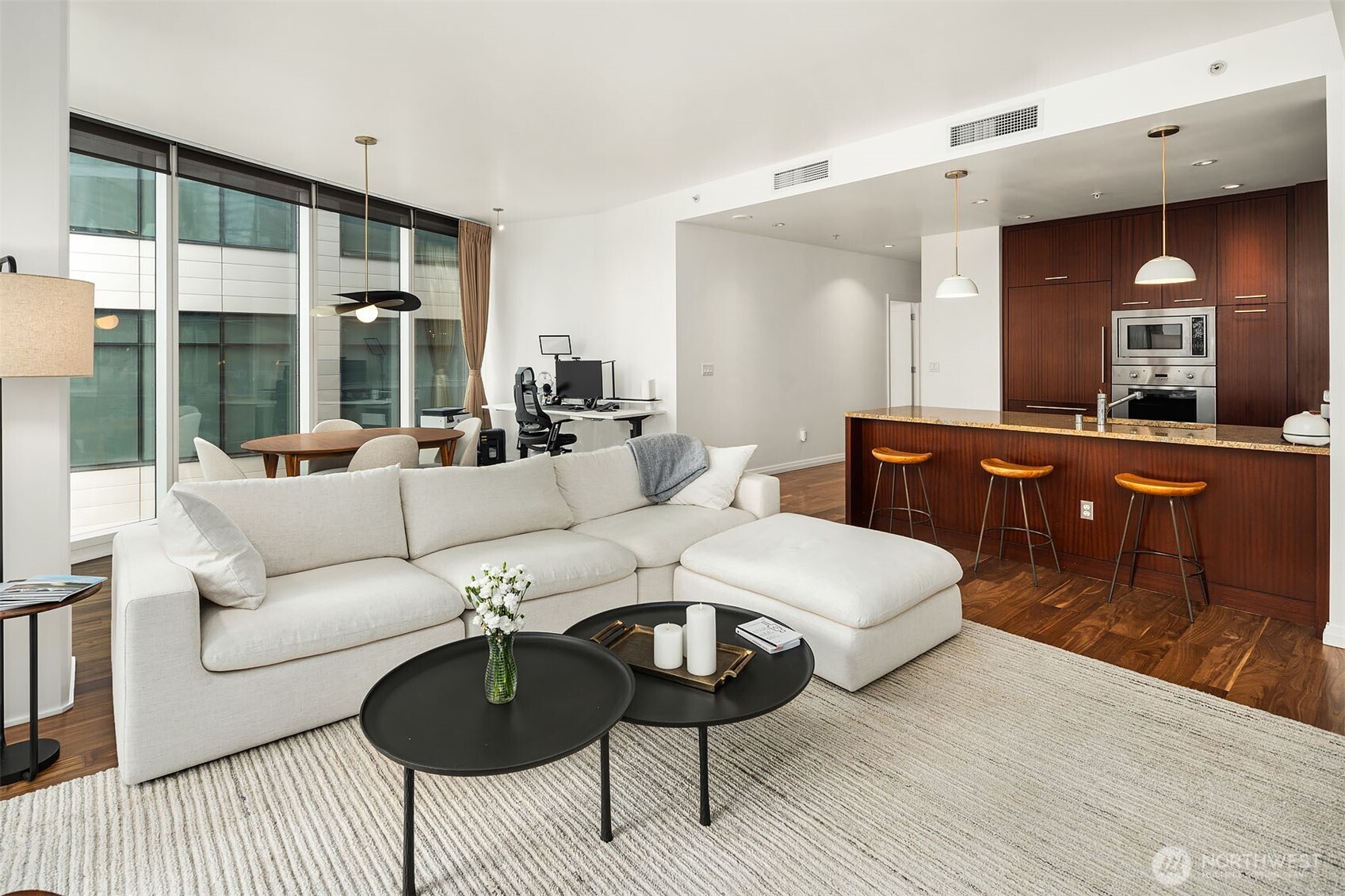 500 106th Avenue NE Unit: 501