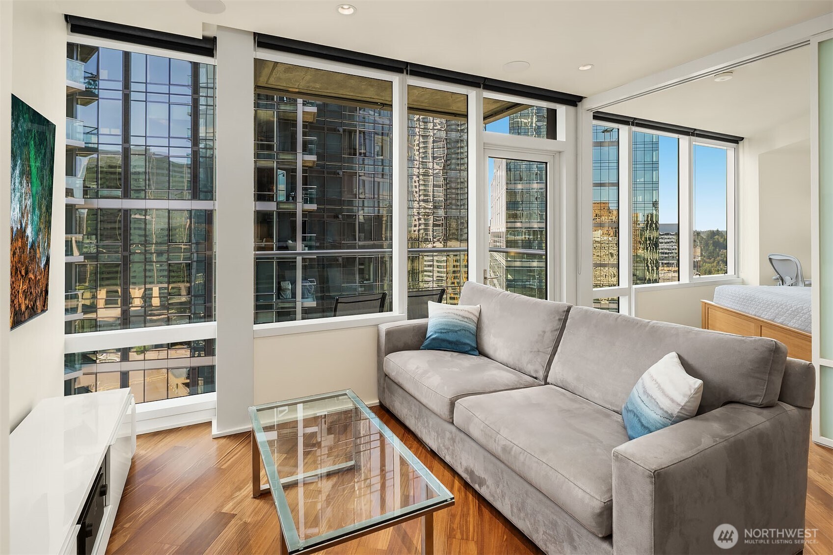 500 106th Avenue NE Unit: 2009