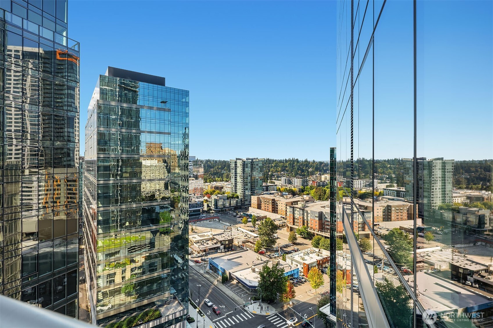 500 106th Avenue NE Unit: 2009