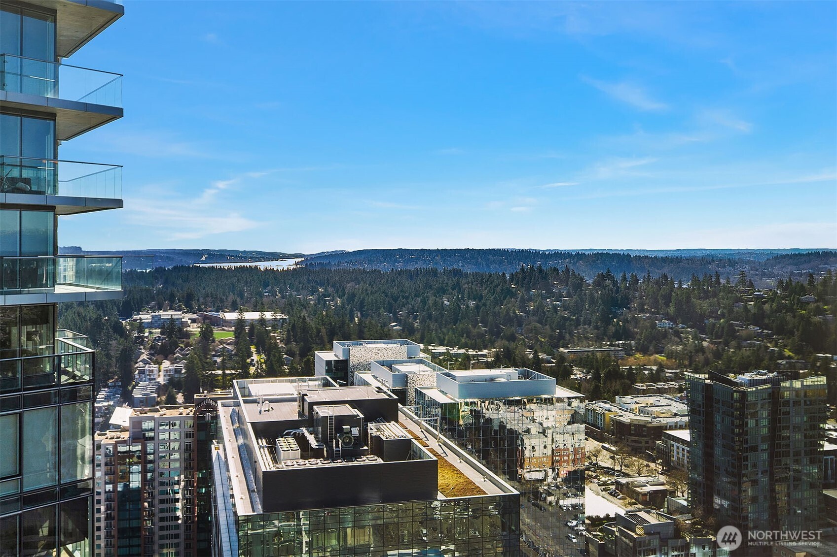 500 106th Avenue NE Unit: 3709