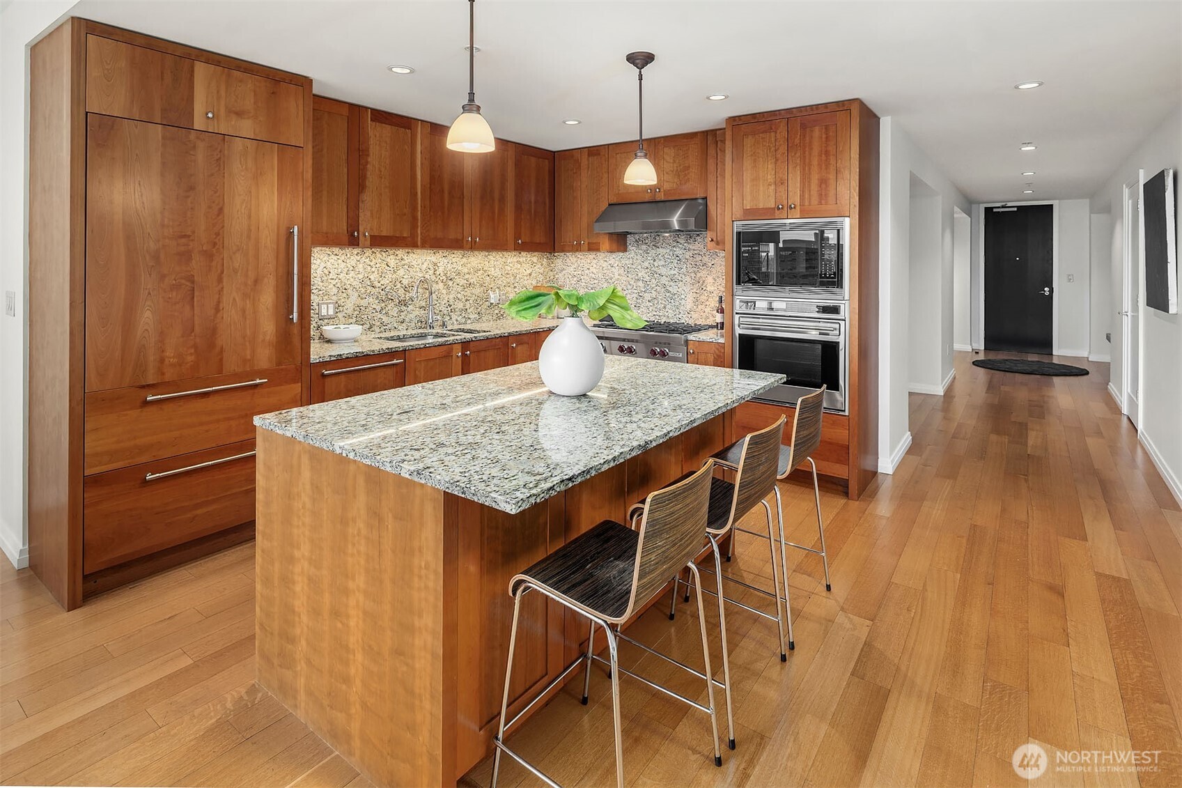 10700 NE 4th Street Unit: 3406